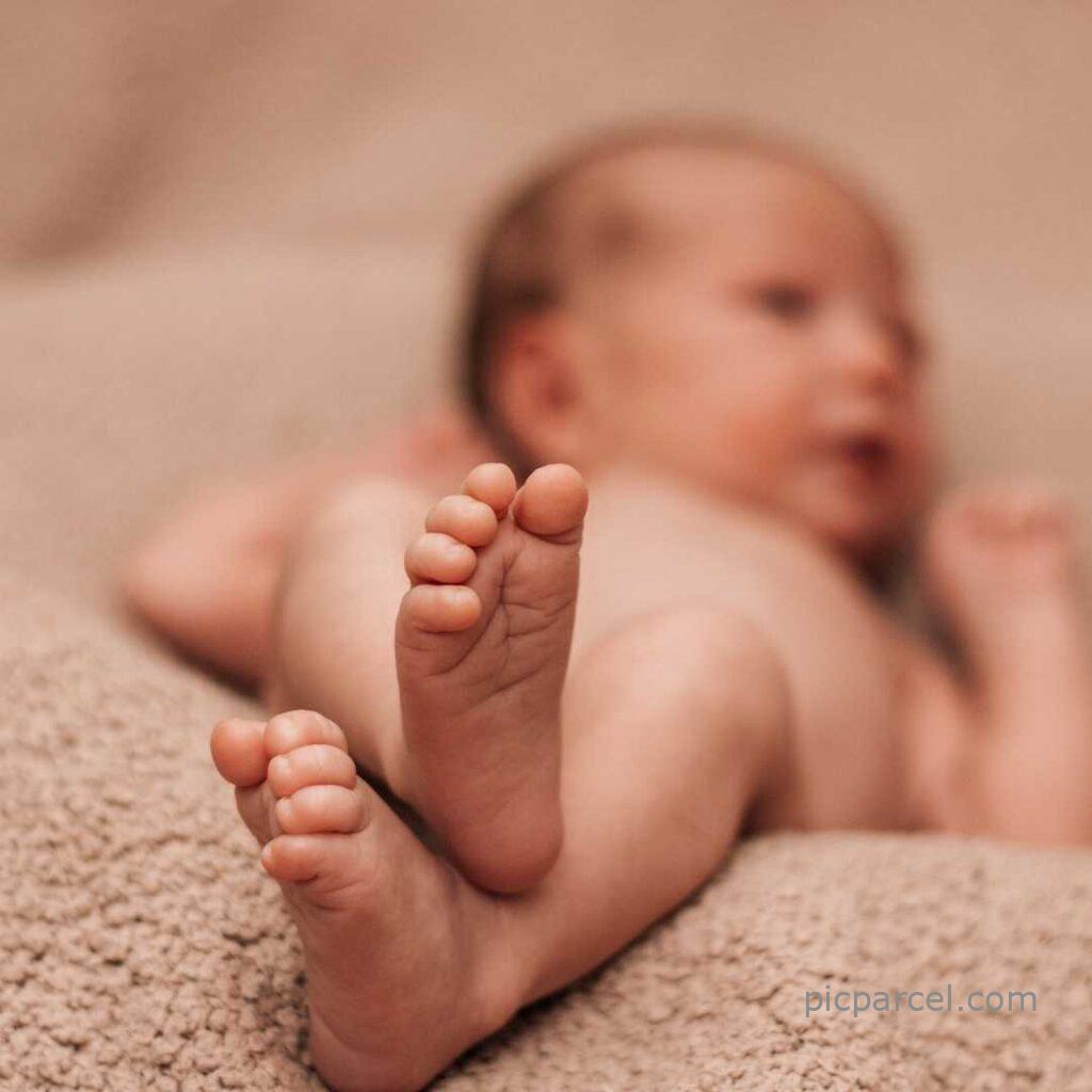 15 New Born Baby Images